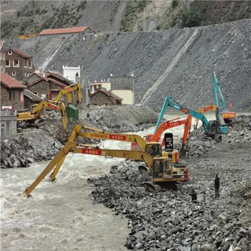 成都挖掘機租賃 | 長臂挖掘機在施工過程中有哪些優(yōu)勢？